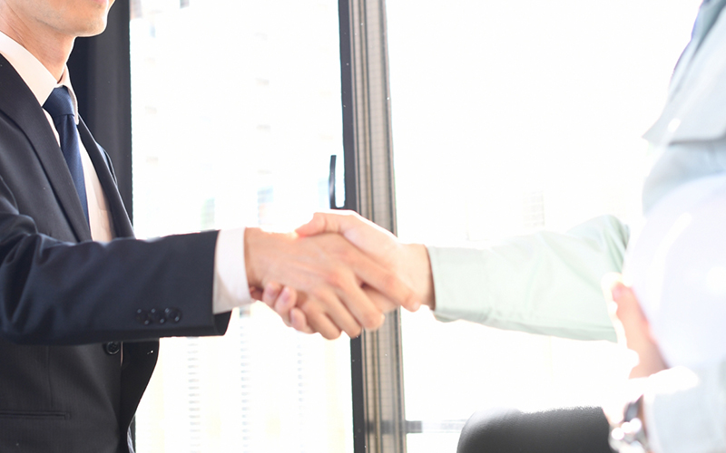 契約締結　着手金無料